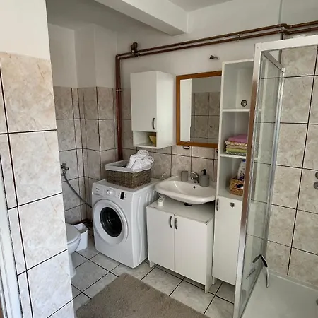 Apartman Bubi アパート *